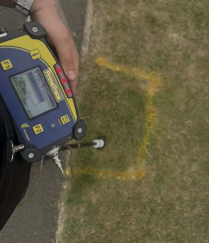 HUBB Group engineer conducting non-destructive leak detection in Loughton
